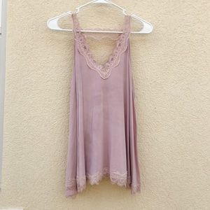 Pol mauve pink lace tank